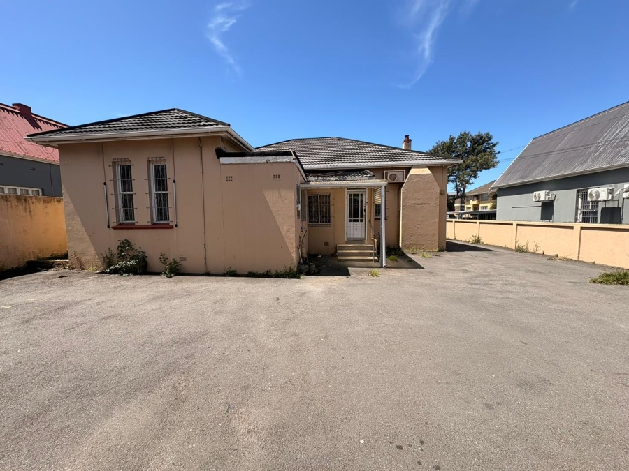 Commercial Property for Sale in Southernwood Eastern Cape